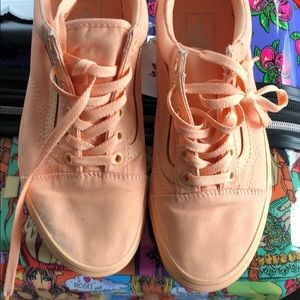 Coral vans